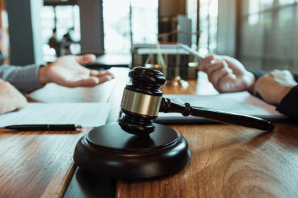 Hebron Costa Cruz de Oliveira reforça que a verdadeira advocacia de excelência nasce da união entre ética e competência.