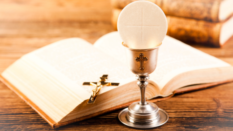 Em sua análise profunda, Jose Eduardo De Oliveira e Silva revela como os sete sacramentos funcionam como caminhos divinos que transformam e santificam nossas vidas na caminhada com Deus.