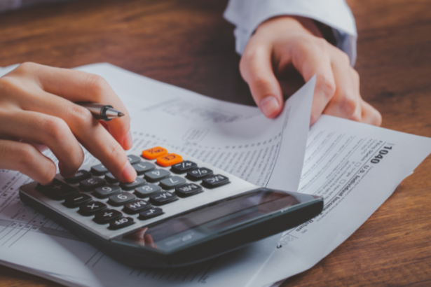 Reforma Tributária: Victor Boris Santos Maciel analisa como IBS e CBS impactam preço, margem e redefinem a estratégia empresarial no novo cenário fiscal brasileiro.