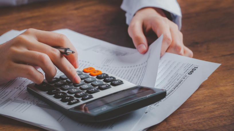 Reforma Tributária: Victor Boris Santos Maciel analisa como IBS e CBS impactam preço, margem e redefinem a estratégia empresarial no novo cenário fiscal brasileiro.